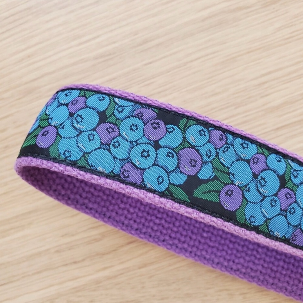 Vintage Purple and Blueberries Belt - Picture 5 of 9